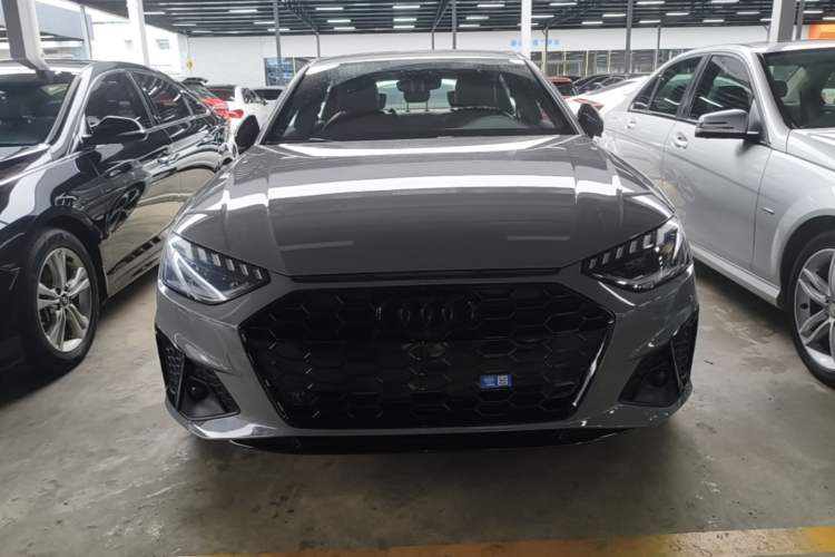 Used Audi A4L 2025 2 Million Units Enjoyment Version 40 TFSI Luxury Dynamic Edition B&O Starry Night Edition Front