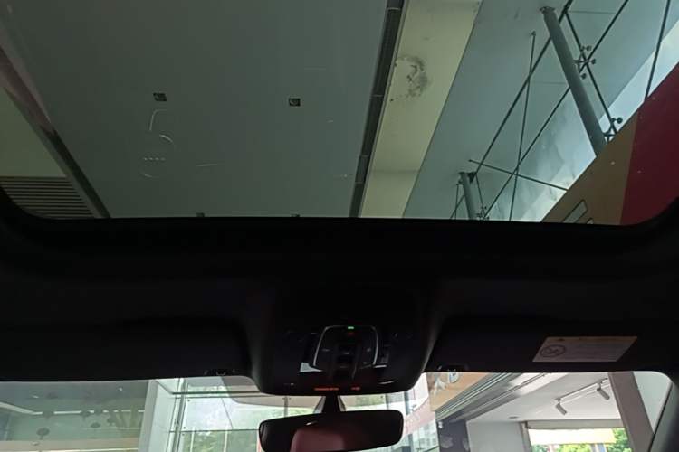 Used Audi A4L 2025 2 Million Units Enjoyment Version 40 TFSI Luxury Dynamic Edition Headliner