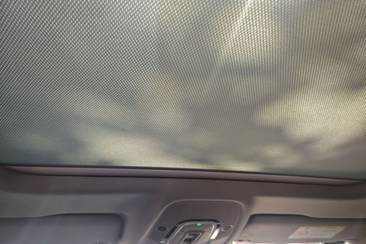 Used Audi A4L 2025 2 Million Units Enjoyment Version 40 TFSI Stylish and Dynamic Type Headliner