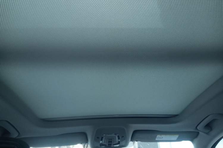 Used Audi A4L 2025 2 Million Units Enjoyment Version 40 TFSI Stylish and Dynamic Type Headliner