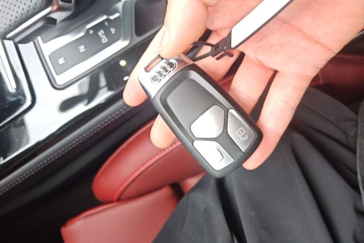 Used Audi A4L 2025 2 Million Units Enjoyment Version 40 TFSI Luxury Dynamic Edition Interior 1