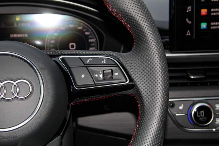 Used Audi A4L 2025 2 Million Units Enjoyment Version 40 TFSI Luxury Dynamic Edition Interior 2