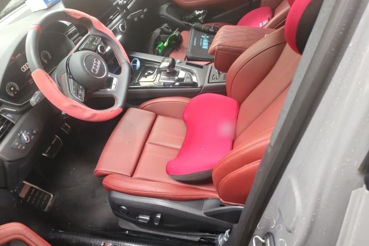 Used Audi A4L 2025 2 Million Units Enjoyment Version 40 TFSI Luxury Dynamic Edition Left Front Seat