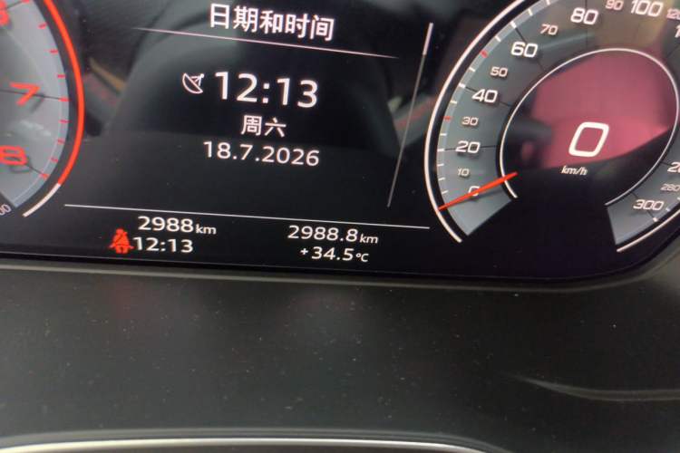 Used Audi A4L 2025 2 Million Units Enjoyment Version 40 TFSI Luxury Dynamic Edition Odometer Close Up