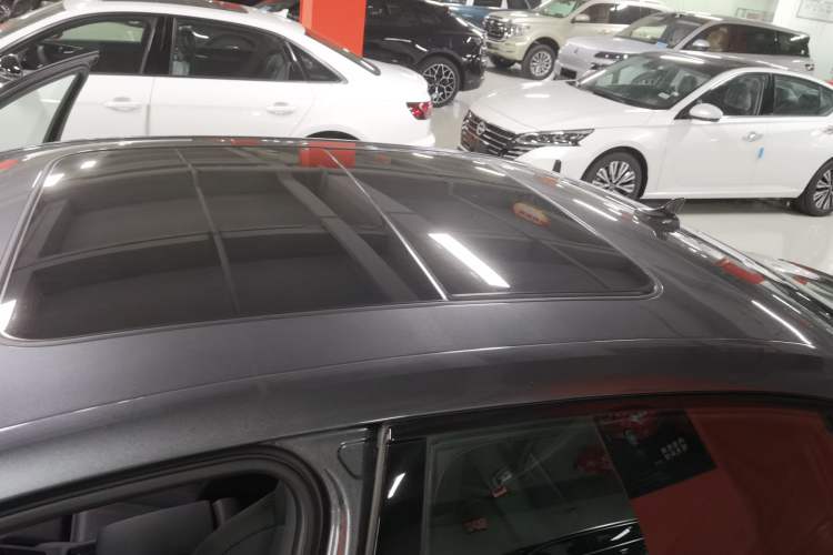 Used Audi A4L 2025 2 Million Units Enjoyment Version 40 TFSI Luxury Dynamic Edition Roof