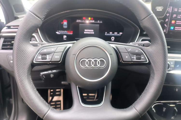 Used Audi A4L 2025 2 Million Units Enjoyment Version 40 TFSI Luxury Dynamic Edition B&O Starry Night Edition Steering Wheel