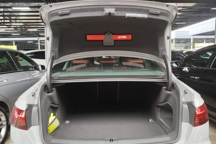 Used Audi A4L 2025 2 Million Units Enjoyment Version 40 TFSI Luxury Dynamic Edition B&O Starry Night Edition Trunk