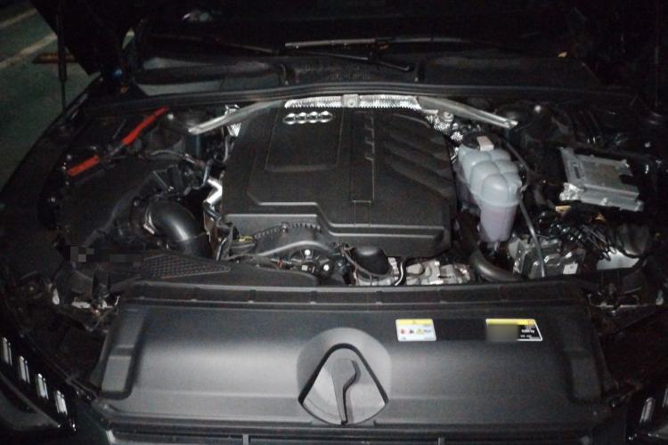 Used Audi A4L 2025 2 Million Units Enjoyment Version 40 TFSI Stylish and Dynamic Type Engine Bay