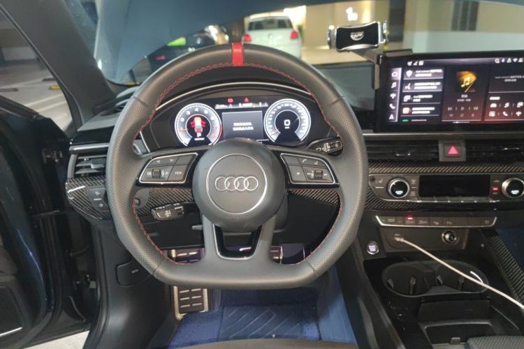 Used Audi A4L 2025 2 Million Units Enjoyment Edition 45 TFSI quattro Prestige Dynamic Type Steering Wheel