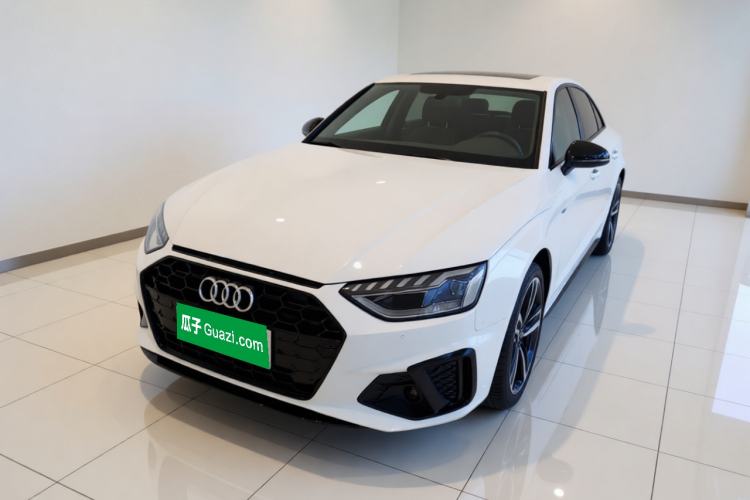 Audi A4L 2025 2 Million Units Enjoyment Version 40 TFSI Luxury Dynamic Edition
