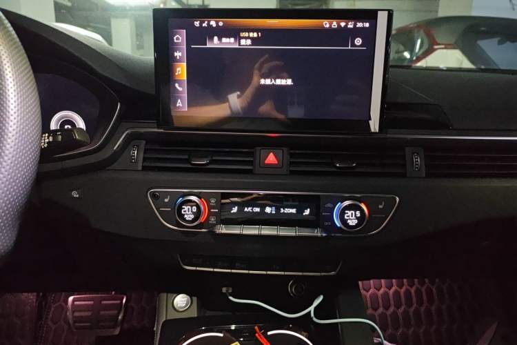 Used Audi A4L 2025 2 Million Units Enjoyment Version 40 TFSI Luxury Dynamic Edition Audio And AC Panel