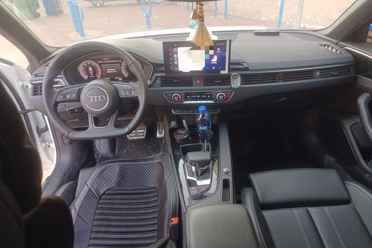 Used Audi A4L 2025 2 Million Units Enjoyment Version 40 TFSI Luxury Dynamic Edition Center Console