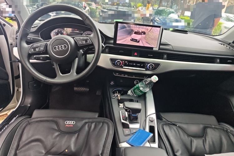 Used Audi A4L 2025 2 Million Units Enjoyment Version 40 TFSI Stylish and Dynamic Type Center Console