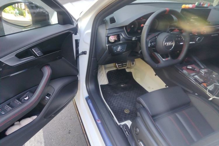Used Audi A4L 2025 2 Million Units Enjoyment Version 40 TFSI Luxury Dynamic Edition Driver Seat
