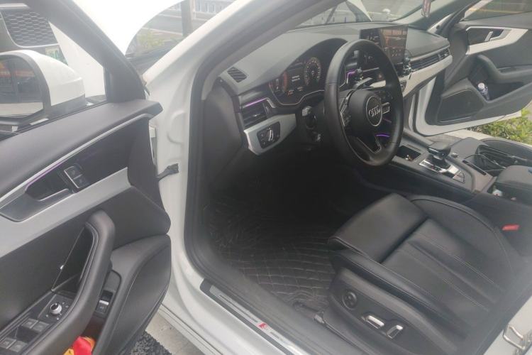 Used Audi A4L 2025 2 Million Units Enjoyment Version 40 TFSI Stylish and Dynamic Type Driver Seat
