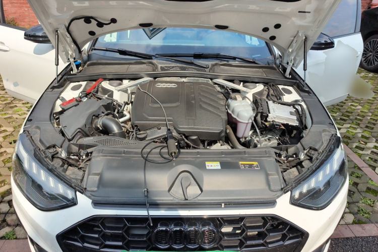 Used Audi A4L 2025 2 Million Units Enjoyment Version 40 TFSI Luxury Dynamic Edition B&O Starry Night Edition Engine Bay