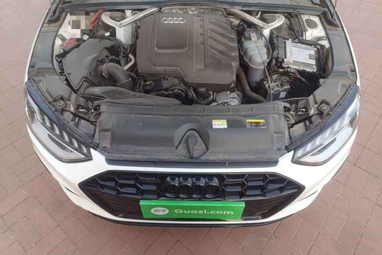 Used Audi A4L 2025 2 Million Units Enjoyment Version 40 TFSI Luxury Dynamic Edition Engine Bay