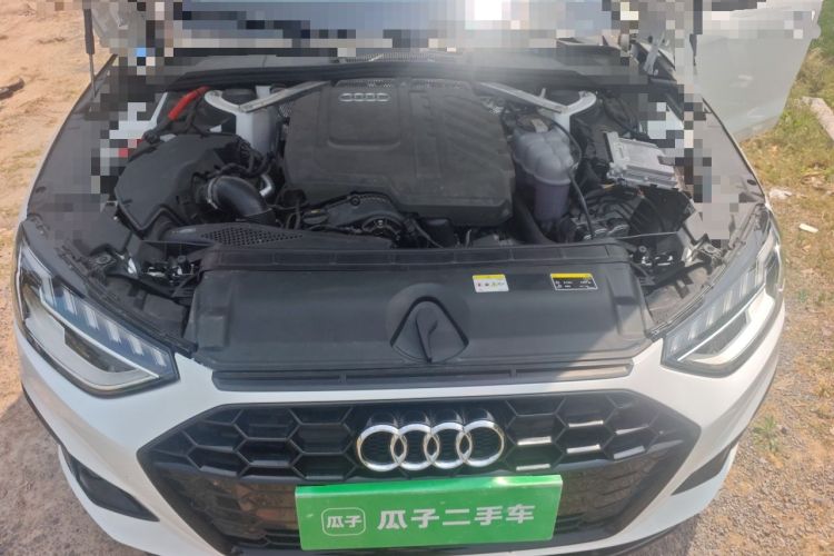 Used Audi A4L 2025 2 Million Units Enjoyment Version 40 TFSI Luxury Dynamic Edition Engine Bay