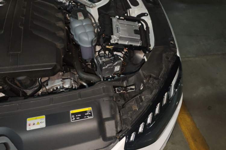 Used Audi A4L 2025 2 Million Units Enjoyment Version 40 TFSI Luxury Dynamic Edition B&O Starry Night Edition Engine Bay Left