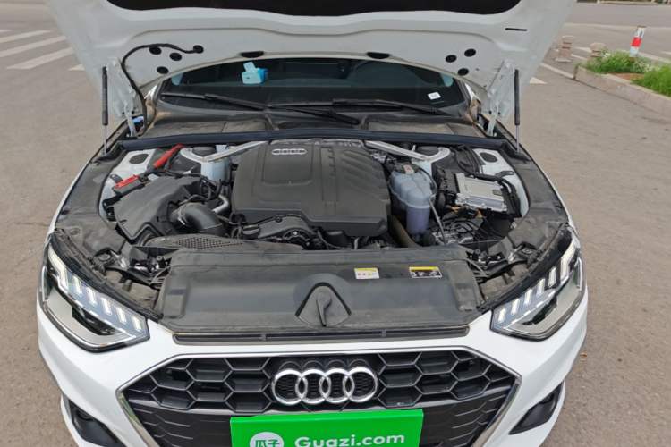 Used Audi A4L 2025 2 Million Units Enjoyment Version 40 TFSI Stylish and Dynamic Type Engine Bay