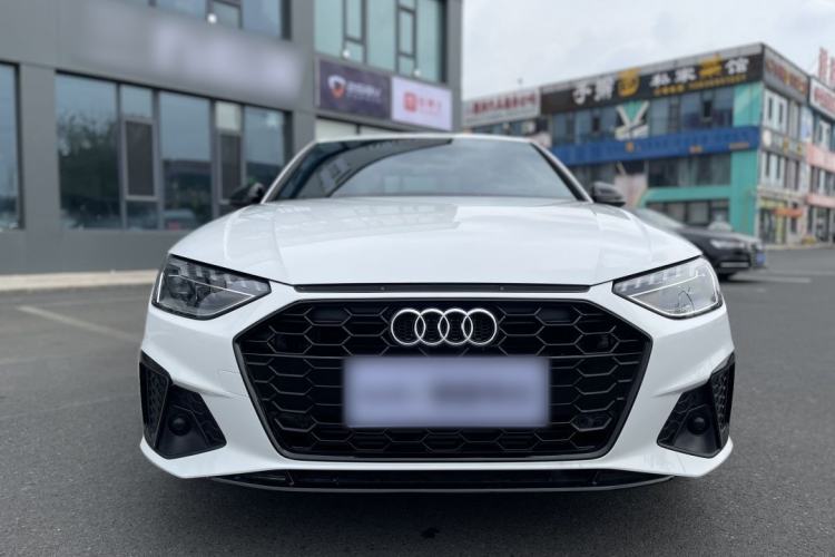 Used Audi A4L 2025 2 Million Units Enjoyment Version 40 TFSI Luxury Dynamic Edition Exterior 1