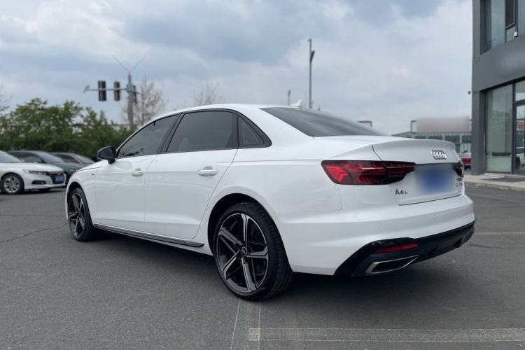Used Audi A4L 2025 2 Million Units Enjoyment Version 40 TFSI Luxury Dynamic Edition Exterior 3