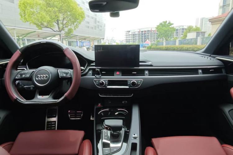 Used Audi A4L 2025 2 Million Units Enjoyment Version 40 TFSI Luxury Dynamic Edition Exterior 5