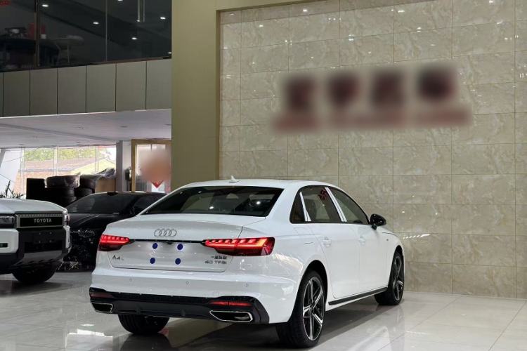 Used Audi A4L 2025 2 Million Units Enjoyment Version 40 TFSI Luxury Dynamic Edition Exterior 6