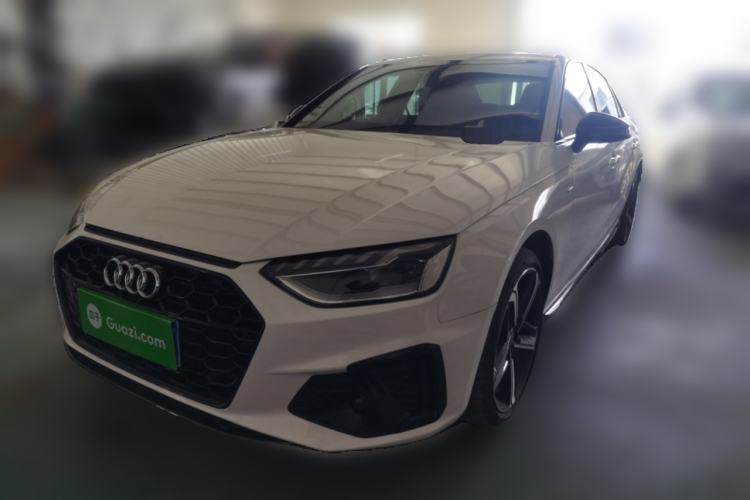 Audi A4L 2025 2 Million Units Enjoyment Version 40 TFSI Luxury Dynamic Edition