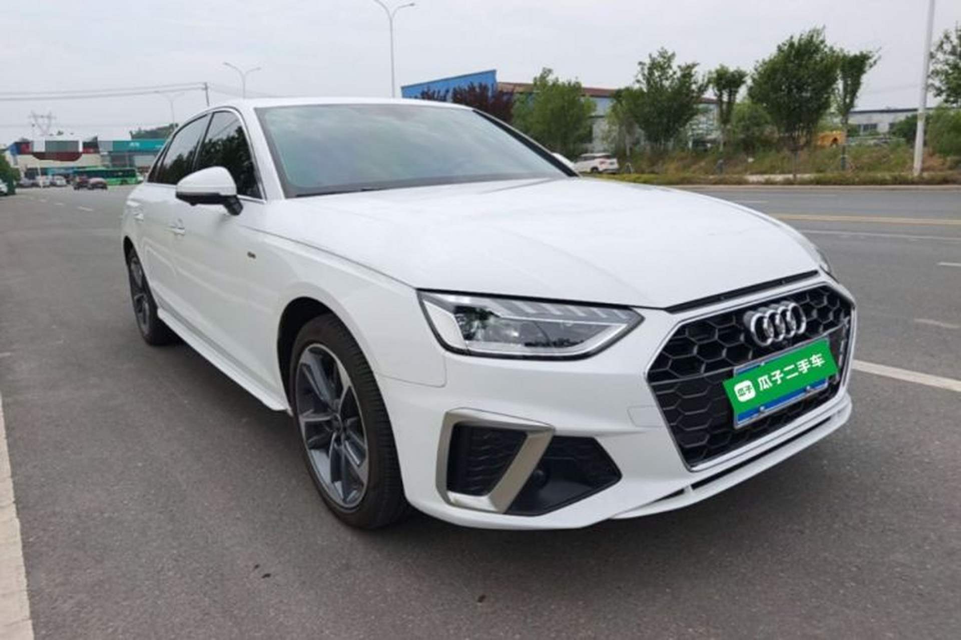 Used Audi A4L 2025 2 Million Units Enjoyment Version 40 TFSI Stylish and Dynamic Type Front Right 45 Deg