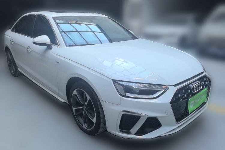 Used Audi A4L 2025 2 Million Units Enjoyment Version 40 TFSI Stylish and Dynamic Type Front Right 45 Deg