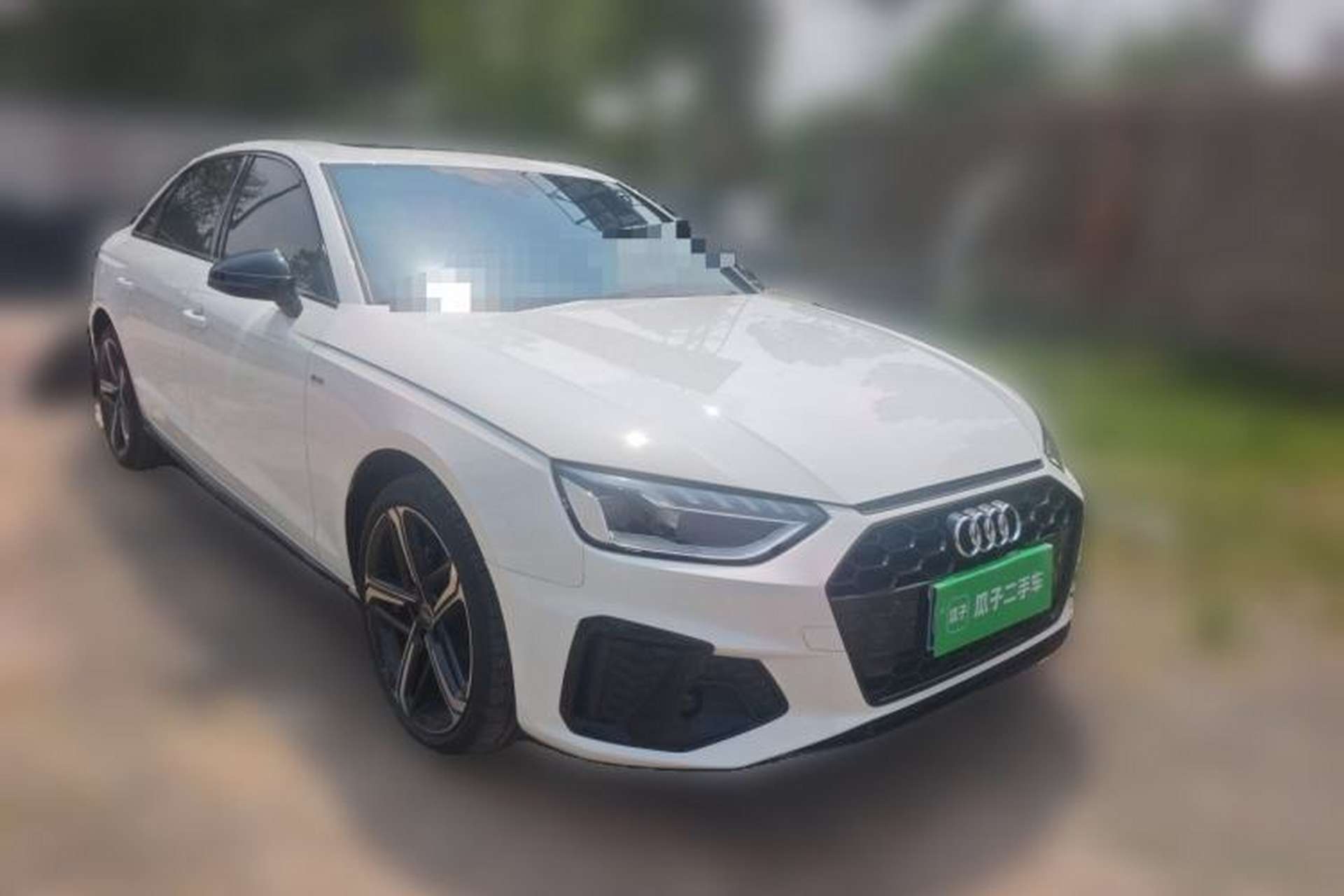 Used Audi A4L 2025 2 Million Units Enjoyment Version 40 TFSI Luxury Dynamic Edition Front Right 45 Deg