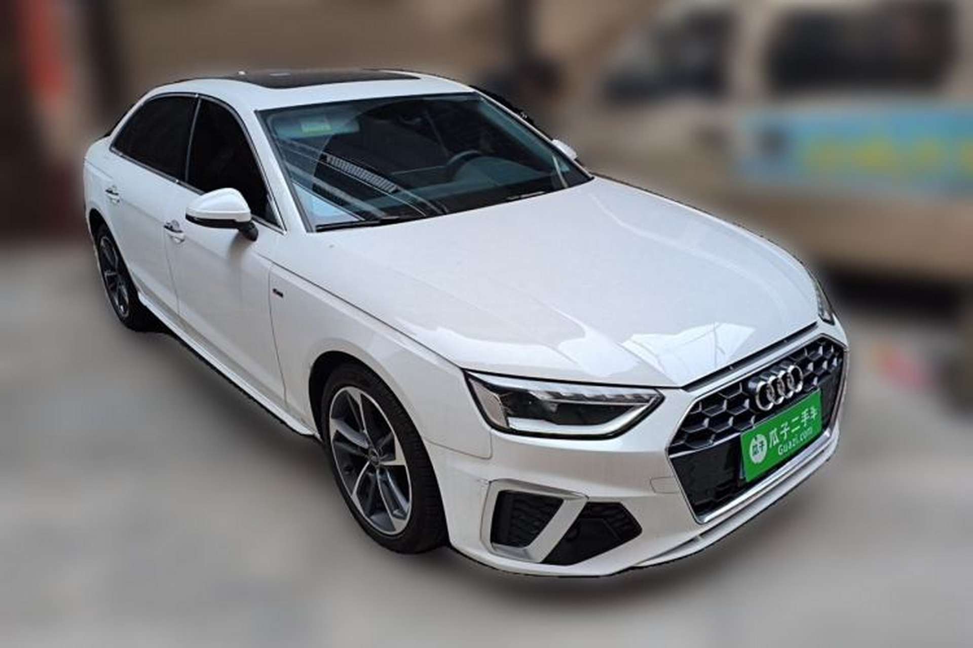 Used Audi A4L 2025 2 Million Units Enjoyment Version 40 TFSI Stylish and Dynamic Type Front Right 45 Deg