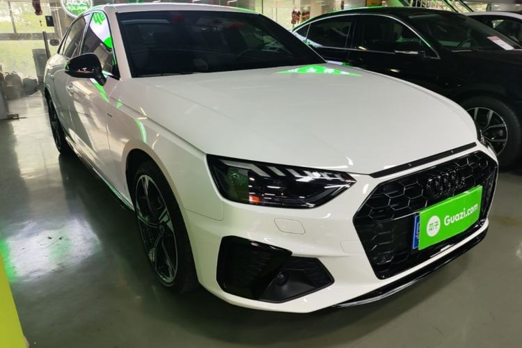 Used Audi A4L 2025 2 Million Units Enjoyment Version 40 TFSI Luxury Dynamic Edition B&O Starry Night Edition Front Right 45 Deg