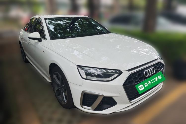 Used Audi A4L 2025 2 Million Units Enjoyment Version 40 TFSI Stylish and Dynamic Type Front Right 45 Deg