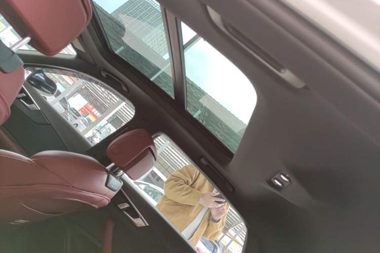 Used Audi A4L 2025 2 Million Units Enjoyment Version 40 TFSI Luxury Dynamic Edition Headliner