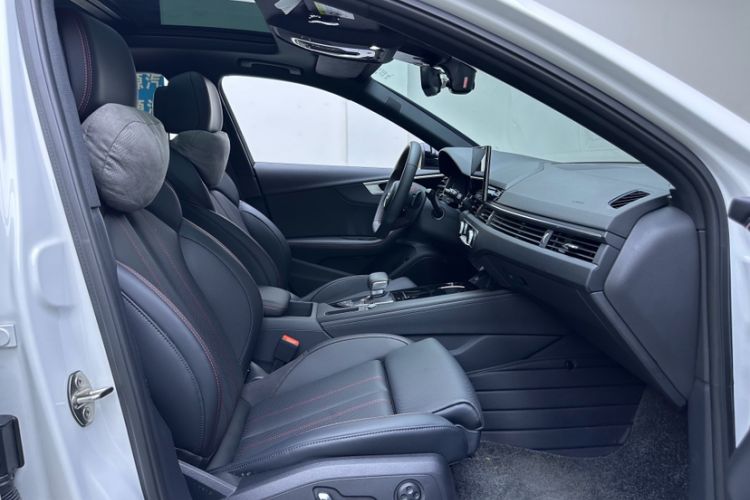 Used Audi A4L 2025 2 Million Units Enjoyment Version 40 TFSI Luxury Dynamic Edition B&O Starry Night Edition Interior 6