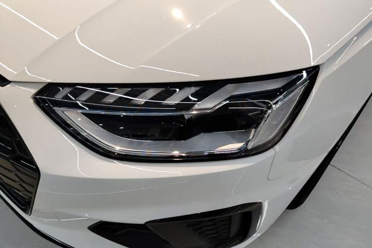 Used Audi A4L 2025 2 Million Units Enjoyment Version 40 TFSI Luxury Dynamic Edition Left Front Headlight