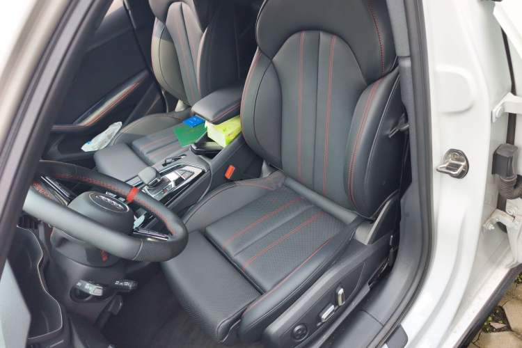 Used Audi A4L 2025 2 Million Units Enjoyment Version 40 TFSI Luxury Dynamic Edition B&O Starry Night Edition Left Front Seat