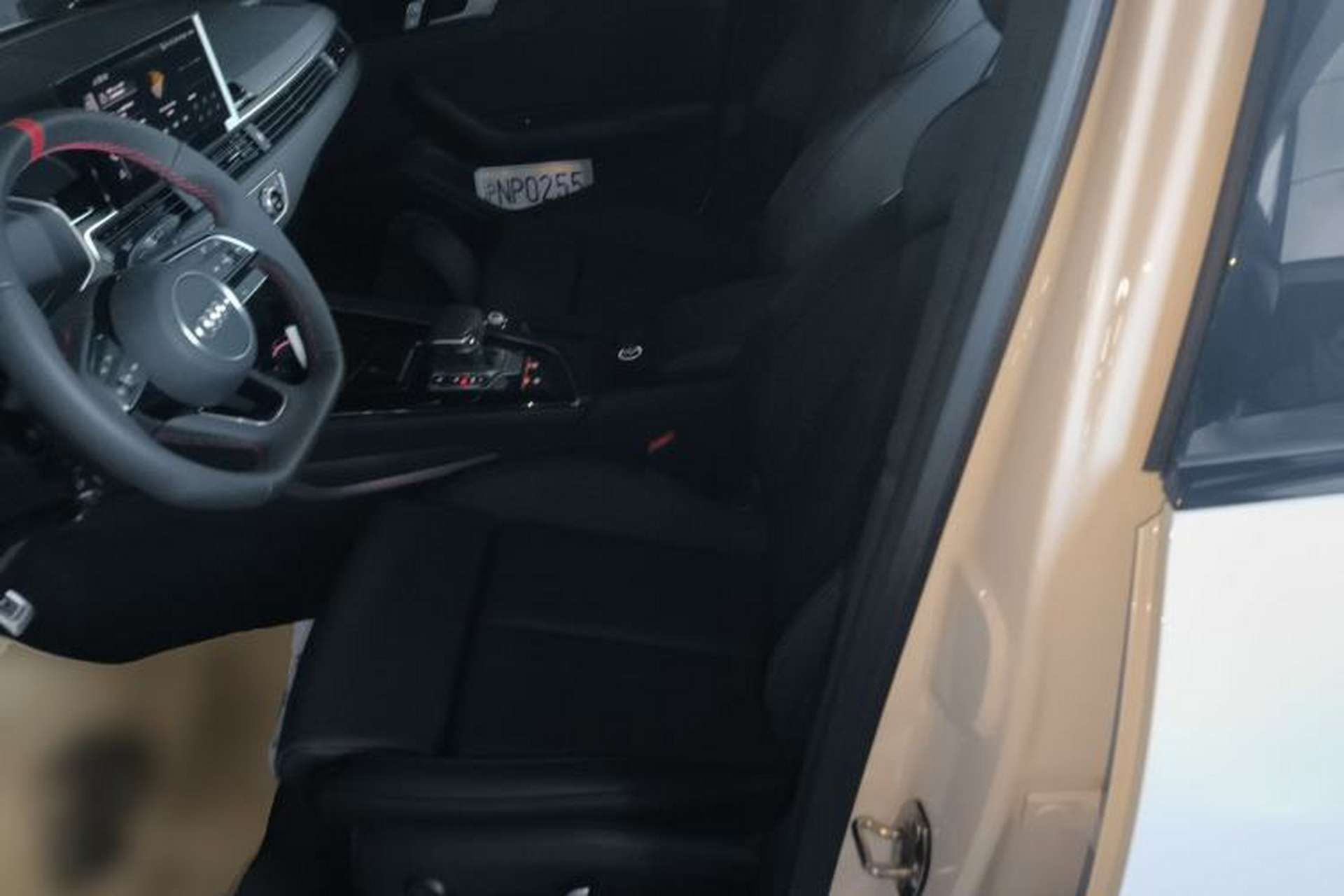 Used Audi A4L 2025 2 Million Units Enjoyment Version 40 TFSI Luxury Dynamic Edition Left Front Seat