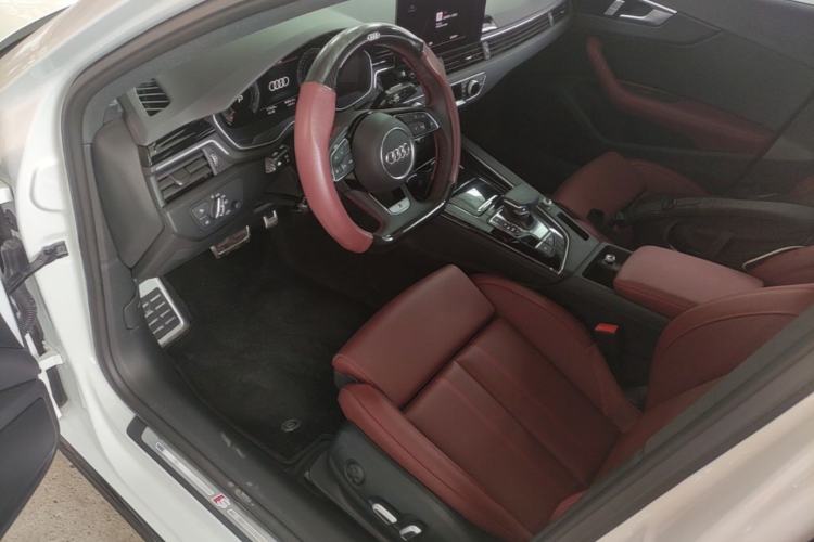 Used Audi A4L 2025 2 Million Units Enjoyment Version 40 TFSI Luxury Dynamic Edition Left Front Seat
