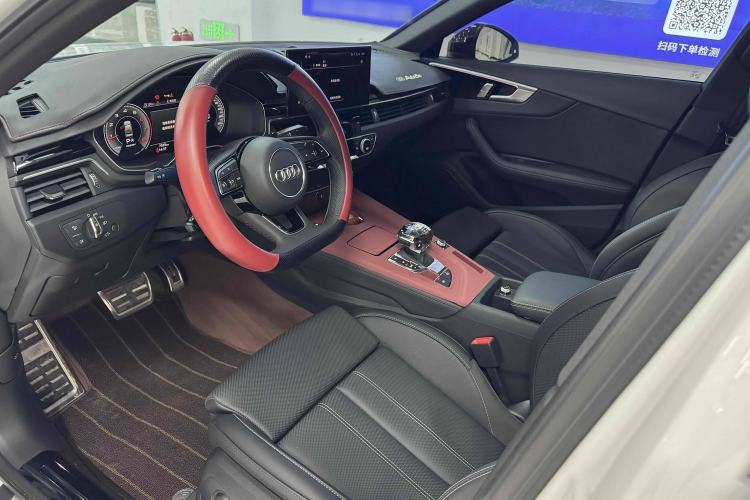 Used Audi A4L 2025 2 Million Units Enjoyment Version 40 TFSI Luxury Dynamic Edition Left Front Seat