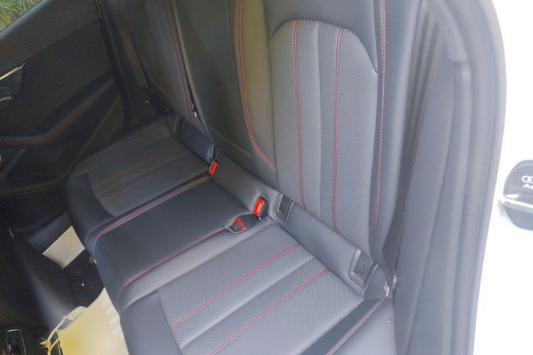 Used Audi A4L 2025 2 Million Units Enjoyment Version 40 TFSI Luxury Dynamic Edition Left Rear Seat