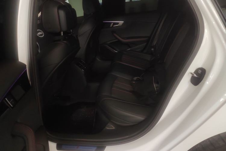 Used Audi A4L 2025 2 Million Units Enjoyment Version 40 TFSI Luxury Dynamic Edition Left Rear Seat
