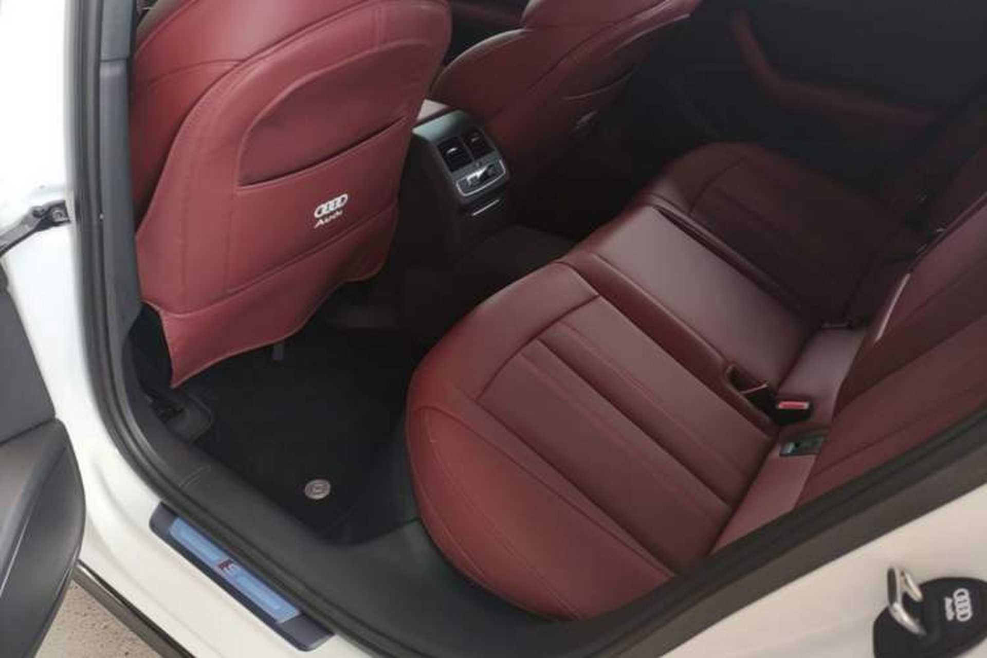 Used Audi A4L 2025 2 Million Units Enjoyment Version 40 TFSI Luxury Dynamic Edition Left Rear Seat