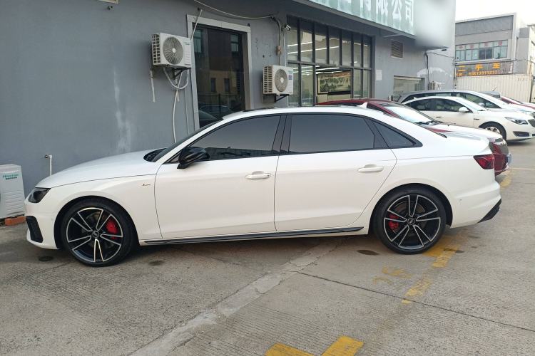 Used Audi A4L 2025 2 Million Units Enjoyment Edition 45 TFSI quattro Prestige Dynamic Type Left Side