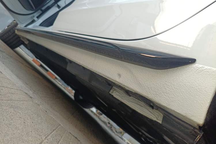 Used Audi A4L 2025 2 Million Units Enjoyment Edition 45 TFSI quattro Prestige Dynamic Type Left Side Sill