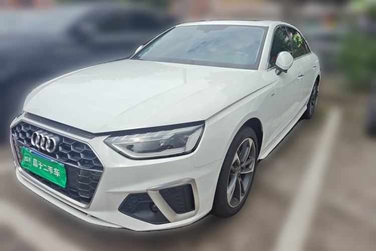 Audi A4L 2025 2 Million Units Enjoyment Version 40 TFSI Stylish and Dynamic Type