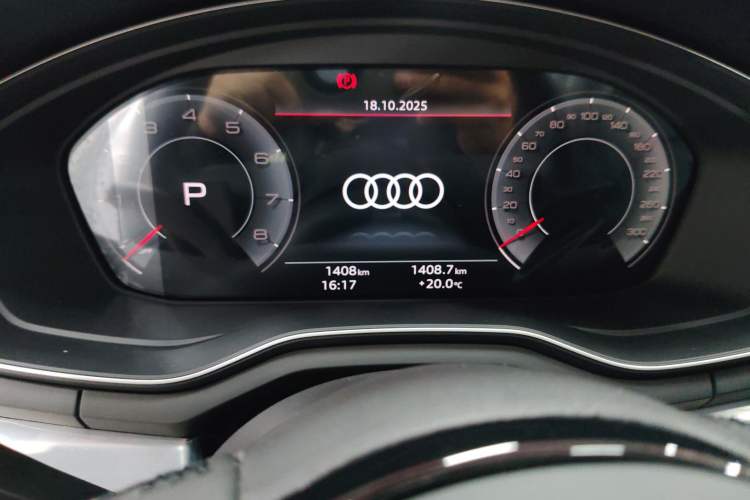 Used Audi A4L 2025 2 Million Units Enjoyment Version 40 TFSI Stylish and Dynamic Type Odometer Close Up