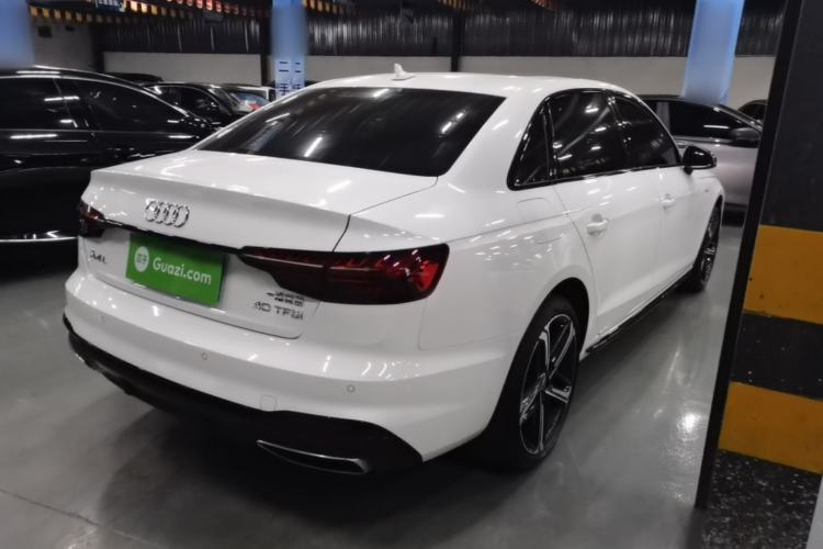 Used Audi A4L 2025 2 Million Units Enjoyment Version 40 TFSI Luxury Dynamic Edition Rear Right 45 Deg